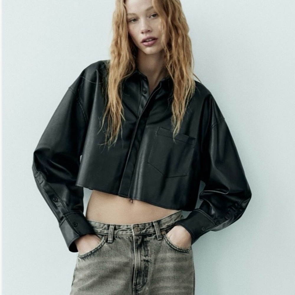 ZARA Cropped Black Faux Leather Shirt Jacket - Women's